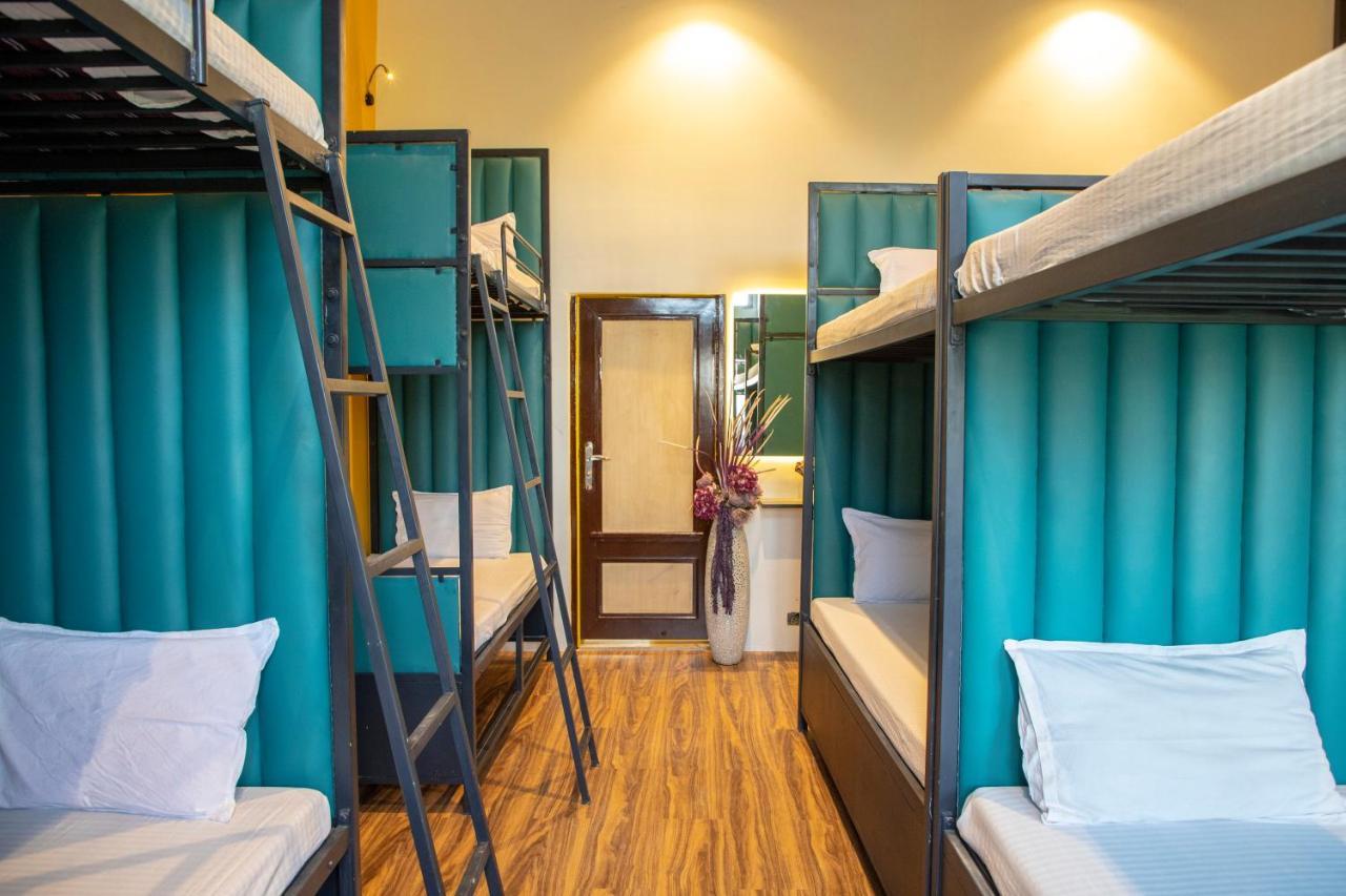 Empire Royale Hotel Mumbai Dış mekan fotoğraf