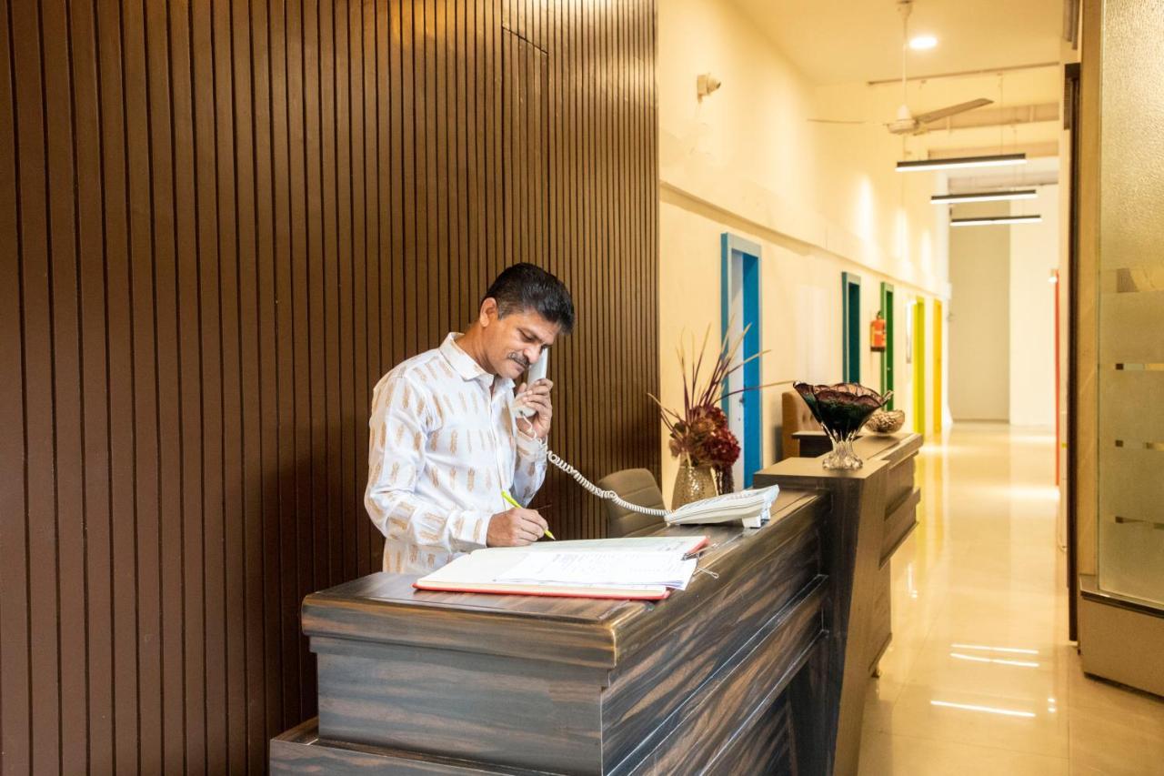 Empire Royale Hotel Mumbai Dış mekan fotoğraf