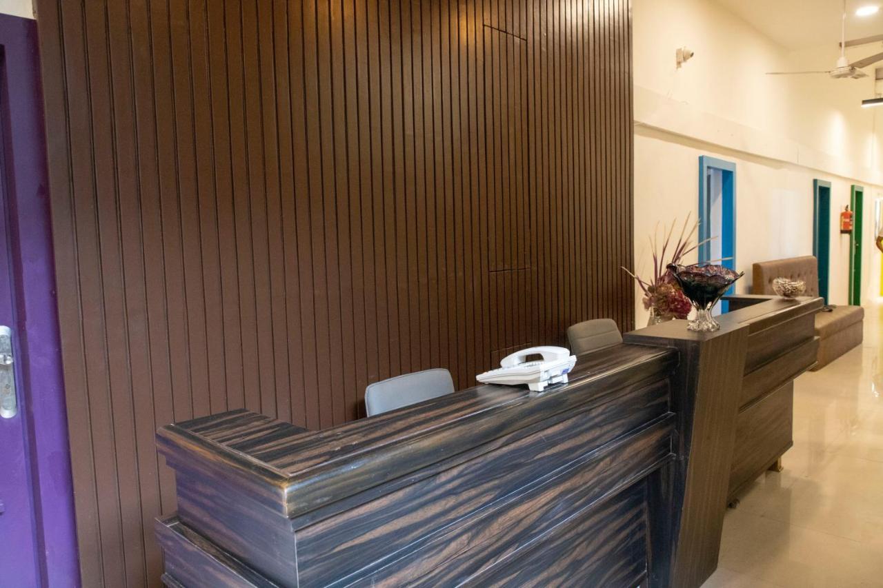 Empire Royale Hotel Mumbai Dış mekan fotoğraf